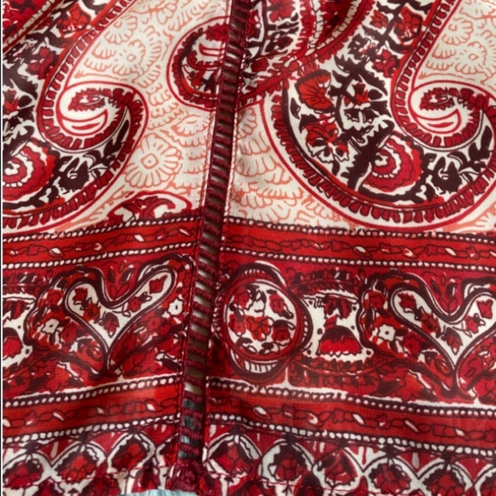Cold Shoulder Paisley Print Blouse - Picture 2 of 7